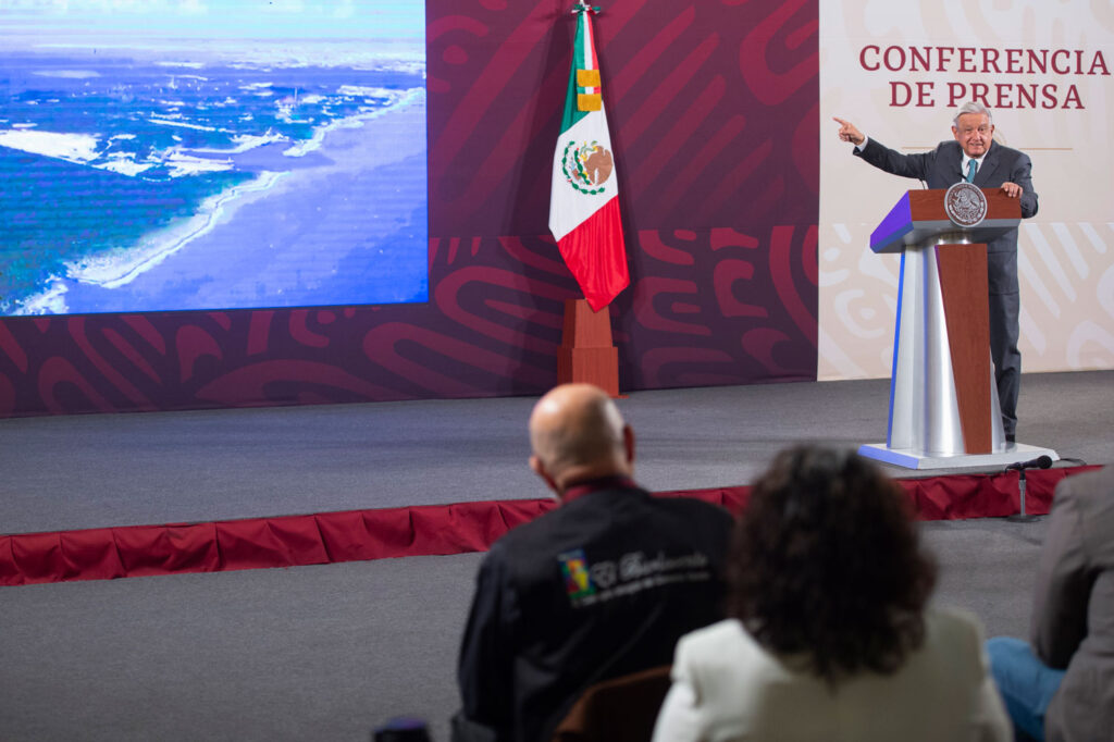 2023-03-23-Conferencia-de-prensa-matutina-Palacio-Nacional-Foto-02