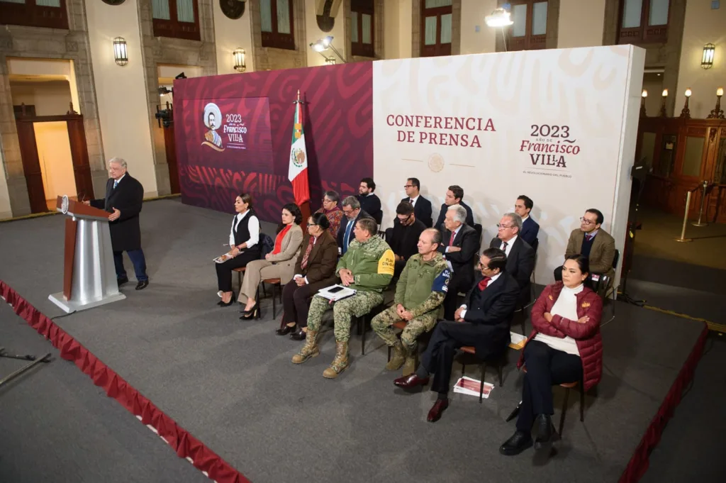 2023-11-01-Conferencia-de-prensa-matutina-Palacio-Nacional-Foto-06 (1)