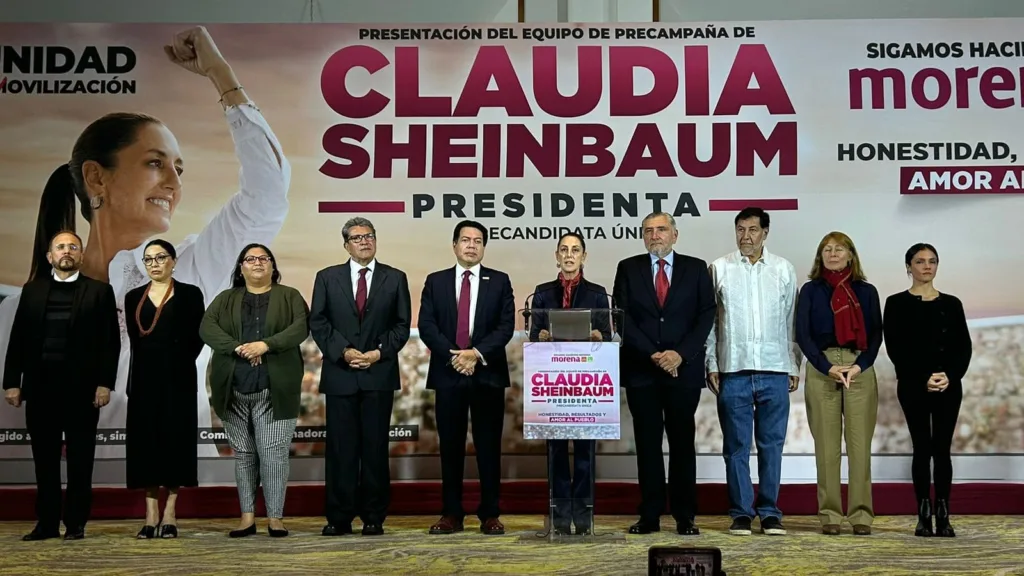 claudia precampaña equipo (1)