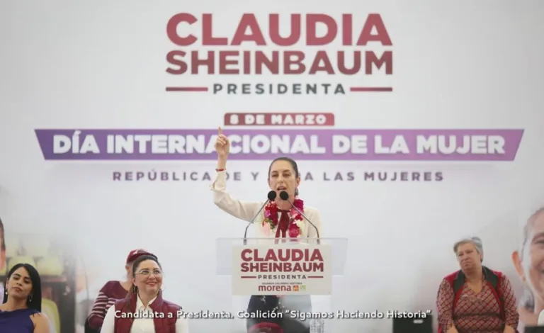 claudia mujeres 8m