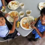 COMIDA DESAYUNOS ESCUELAS