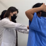 salud mujer doctor archivo