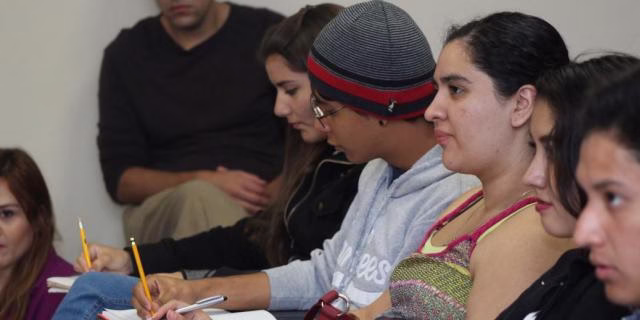 uach juventud jovenes alumnos estudiantes