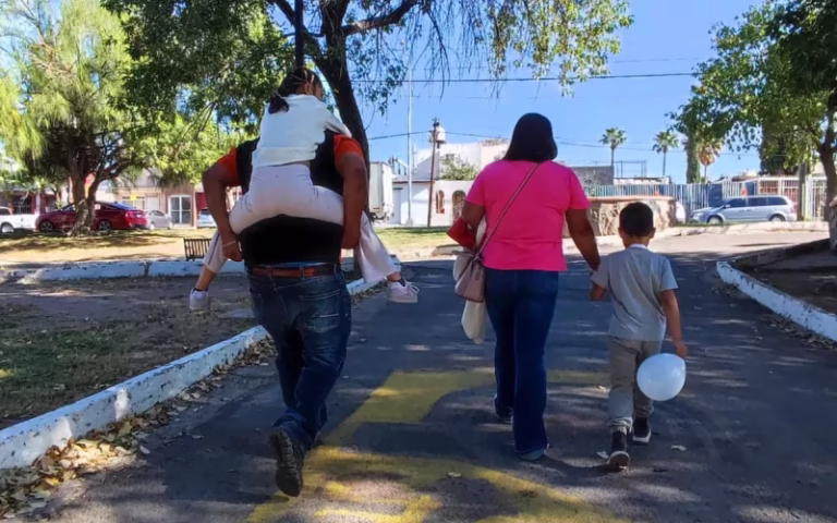 familia casa hogar positivo