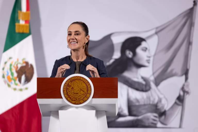 061125 CSP CONFERENCIA MATUTINA (1)