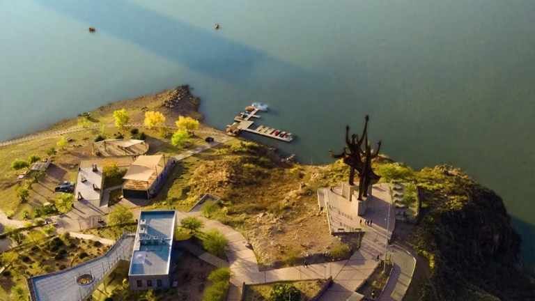 444445794_1093071506152369_8214567566690776618_n