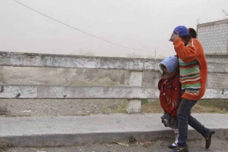 FRIO nna escuela menor niño made temperatura