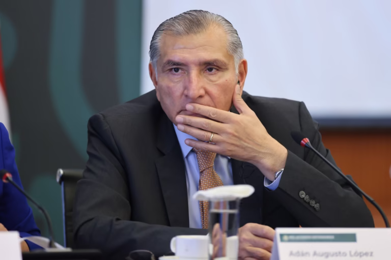 ADAN AUGUSTO ARCHIVO SERIO