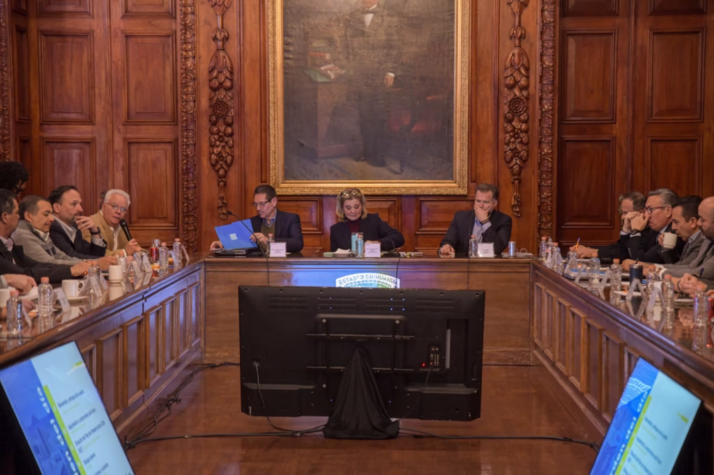 MARU CAMPOS SMILE SONRISA EMPRESARIOS IP GABINETE