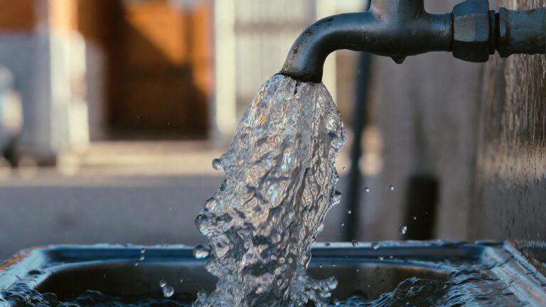 agua grifo hidrico