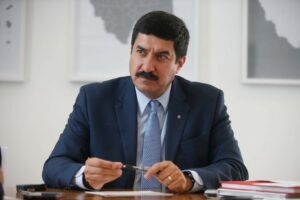 8-02-abren-juicio-politico-contra-ex-gobernador-panista-javier-corral-8710html-corral-9035html-40ed746e-209d-49a8-840a-e747fe237dfcrawimage=true