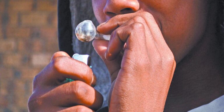 cristal droga criko crico metanfetamina