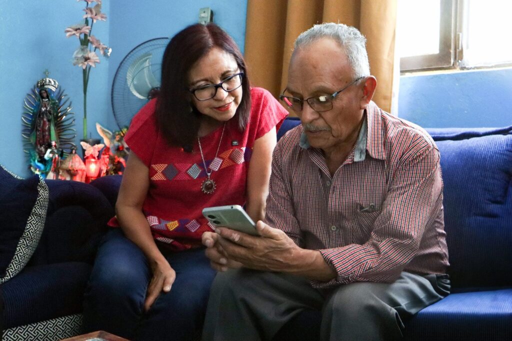 ADULTOS MAYORES BIENESTAR PENSIONES