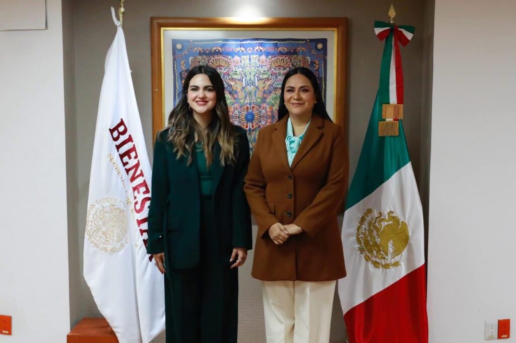 andrea-chavez-y-ariadna-montiel