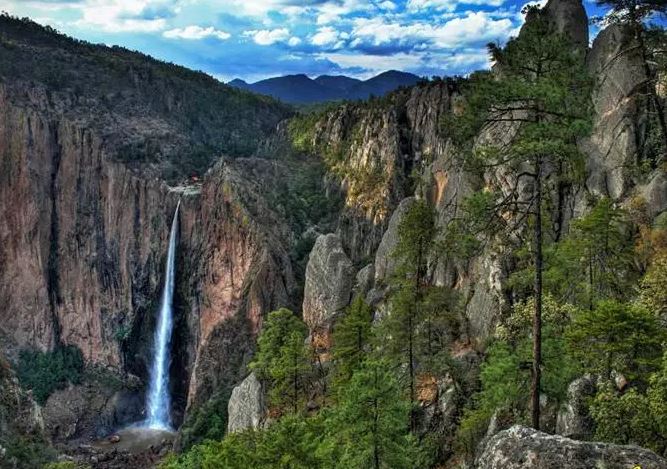 cascada_de_basaseachi_2